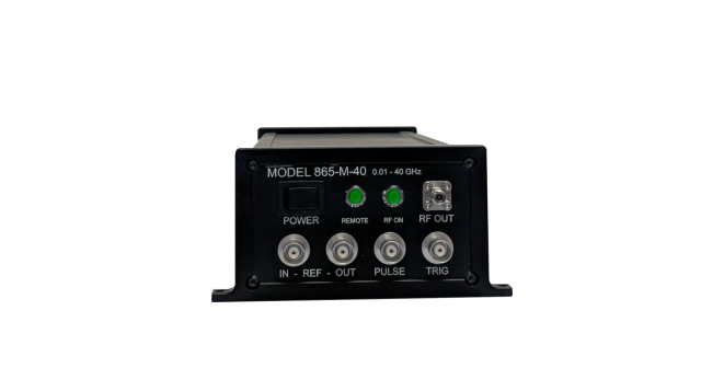 Wideband Low Noise Synthesizer Model 865 M Berkeley Nucleonics